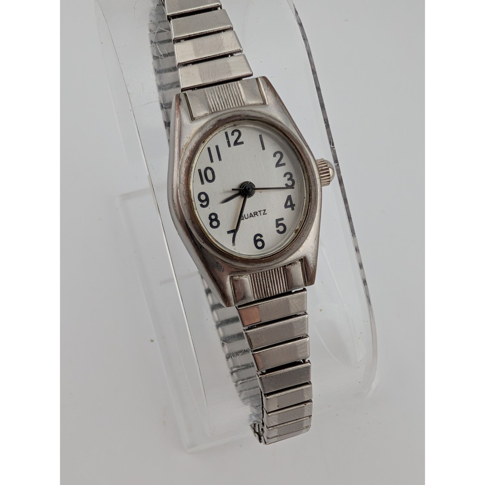 White Stag Watch Women 18mm Case Silver Stretch Band- New Battery